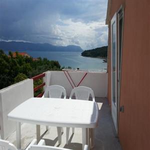 A2+2: Terrace