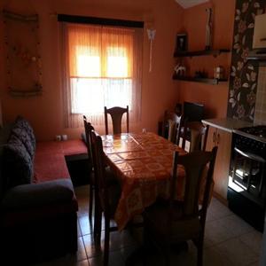 A4+3: Dining Area
