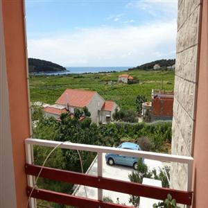 A4+3: Outside View