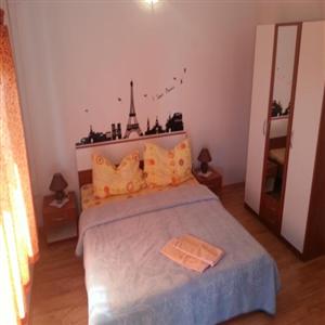 A2+1 (b): Bedroom