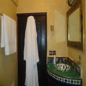 Toubkal Room: Bathroom