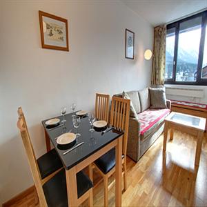 Chamois B: Dining Table