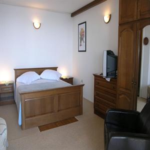 Apartment 2: Bedroom