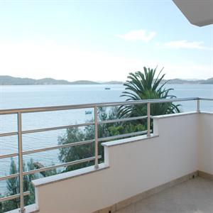 Apartment #5: Sea View