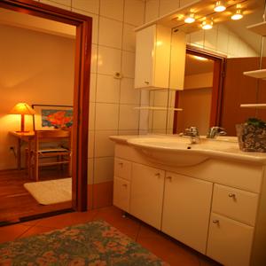 Apartment #10: Bathroom