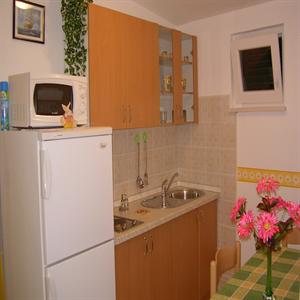 Apartment 5 Kitchen
