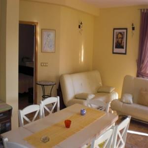 A1-yellow apartment: Bedroom: Living Area
