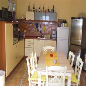 A1-yellow apartment: Bedroom: Kitchen