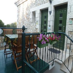 Second Terrace Apartment Lemoni