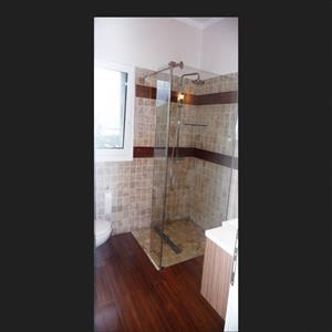 Daylight bathroom with toilet Apa. Lemoni