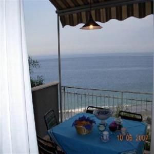 Very Nice Apartment on the Beach Near Taormina