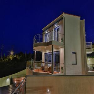 Villa Capricorn