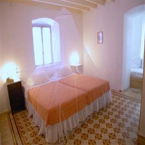 Room 8