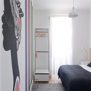 THE BLACK HEART ROOM