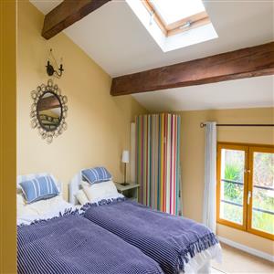 Twin Bedroom 2