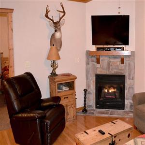 Flat Screen HDTV, Blue Ray DVD, Comfy Recliner