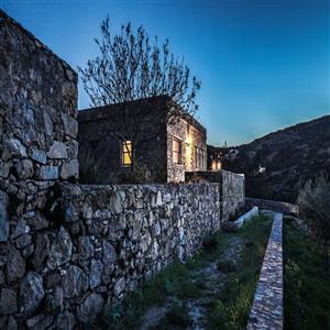 Villa Avra