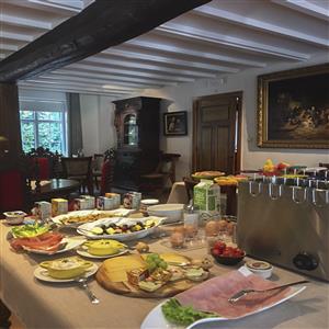 dining room - buffet