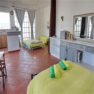 sofa bed (1 or 2 pers) + 1 single bed + double bed