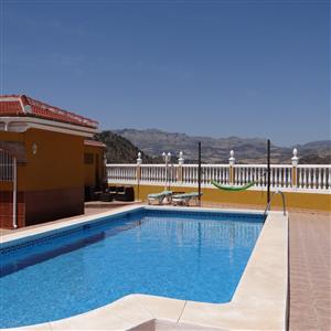 relax @ the swimming pool